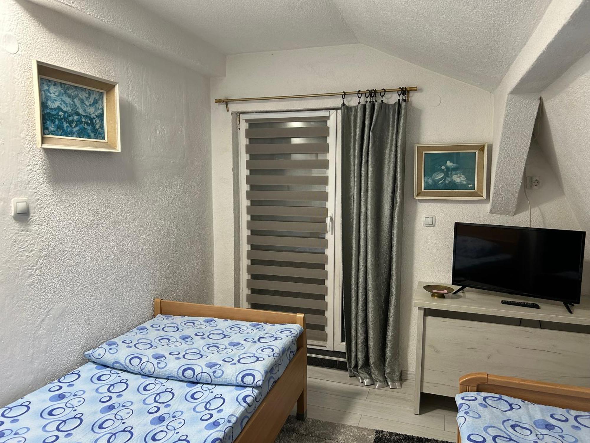 Apartmani & Restoran -S O K O- Sjenica Exteriér fotografie